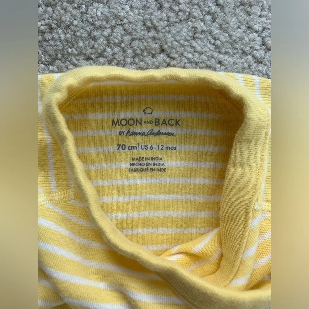 Moon and Back By Hanna Andersson Size 70, 6-12 Months Yellow Wrap Bodysuit